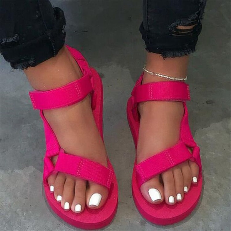 2023 New Women Summer Soft Slip Sandals Woman Buckle Strap Foam Sole Durable Sandals Ladies Outdoor Casual Beach Shoes