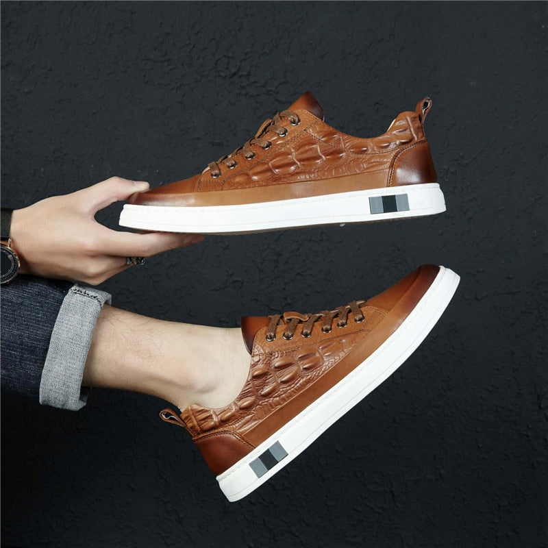2021 High Quality Brand 100% Genuine Leather Men Casual Sneaker Lace Up Vintage Crocodile Pattern Trend Men Leather Casual Shoes