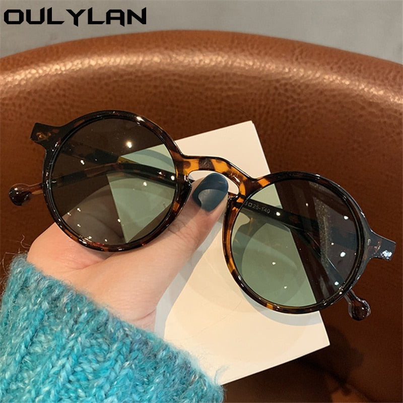 Oulylan Retro Round Sunglasses Men  Brand Designer Vintage Small  Sun Glasses Women Fashionable Korean Style Eyewear Green UV400