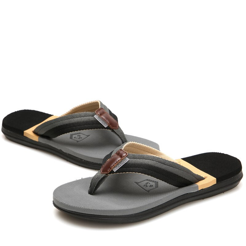 2021 Summer New Student Couple Flip Flop Beach Shoes Men Outdoor Leisure Non-slip Flip Flops Size 36-45
