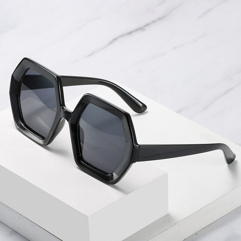 Vintage Oversized Square sun glasses for women trend Big frame luxury brand sunglasses female black shades lentes de sol mujer