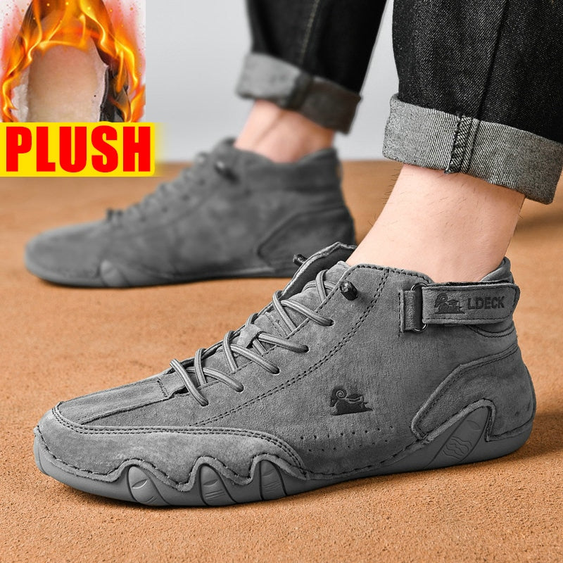 Men Sneakers 2022 New In Casual Shoes Male High Top Sneakers Winter Warm Designer Fashion Loafers Lace Up Shoes Men Ankle Boots