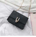 Women Shoulder Bags 2022 Summer New Korean Version of The Messenger Bag Handbag Chain Wild Crack Printing Wild Shoulder Bag