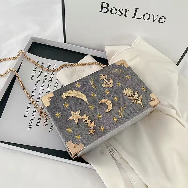Velvet Small Square Bag For Women 2022 New Korean Embroidery Fashion Versatile Chain Single Shoulder Messenger Box Bag
